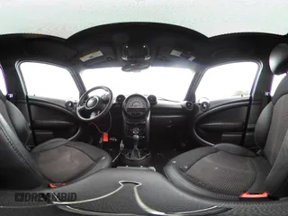 2014 MINI Countryman S with VIN WMWZC5C55EWP41717, listed as a IAAI auction lot 42324347 with Not provided miles and . Bid and sale history available at DreamBid. Image 19.
