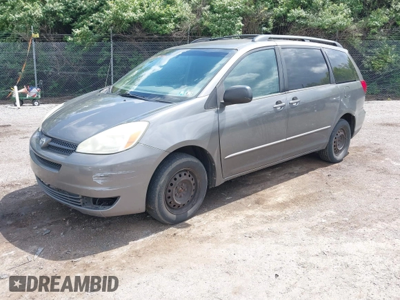 2004 Toyota Sienna CE with VIN 5TDZA23C34S129567, listed as a IAAI auction lot 42186295 with 184,220 mi miles and . Bid and sale history available at DreamBid. Image 2.