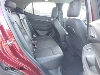 2024 Buick Encore GX Sport Touring z VIN KL4AMDSL2RB008247, wystawiony jako IAAI lot #41924176 z przebiegiem 7 663 mil mil oraz . Historia ofert i sprzedaży dostępna na DreamBid. Obrazek 8.