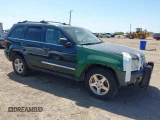 2005 Jeep Grand Cherokee Limited with VIN 1J4HR58N35C506489, listed as a IAAI auction lot 41675351 with 182,738 mi miles. Bid and sale history available at carsss.com. Image 1.