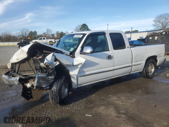 1999 GMC New Sierra 1500 SL with VIN 1GTEC19V9XZ530944, listed as a Copart auction lot 41583035 with 0 mi miles and Salvage Title. Bid and sale history available at carsss.com. Image 1.