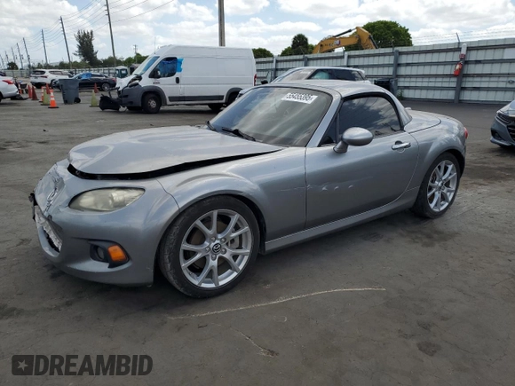 2015 Mazda MX-5 Miata Grand Touring z VIN JM1NC2PF0F0238698, wystawiony jako Copart lot #55455395 z przebiegiem Nie podano mil oraz Szkody całkowita. Historia ofert i sprzedaży dostępna na DreamBid. Obrazek 1.