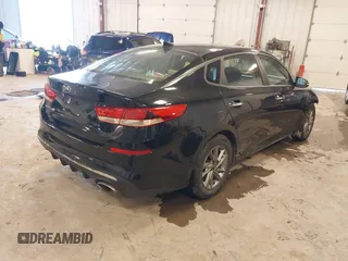 2019 Kia Optima LX with VIN 5XXGT4L31KG376856, listed as a IAAI auction lot 41427583 with 74,339 mi miles. Bid and sale history available at carsss.com. Image 4.