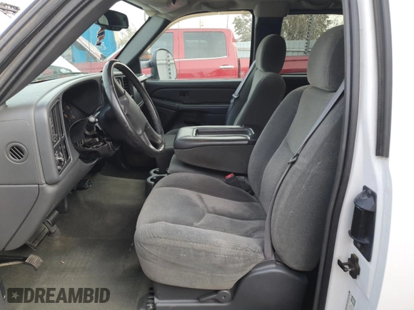 2004 Chevrolet Silverado 3500 with VIN 1GCJC39G84E193598, listed as a Copart auction lot 41412585 with 99,910 mi miles and Salvage Title. Bid and sale history available at carsss.com. Image 7.