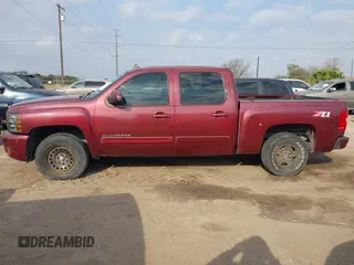 2008 Chevrolet Silverado 1500 LTZ with VIN 2GCEK13M781176306, listed as a IAAI auction lot 41582794 with 231,386 mi miles. Bid and sale history available at carsss.com. Image 13.