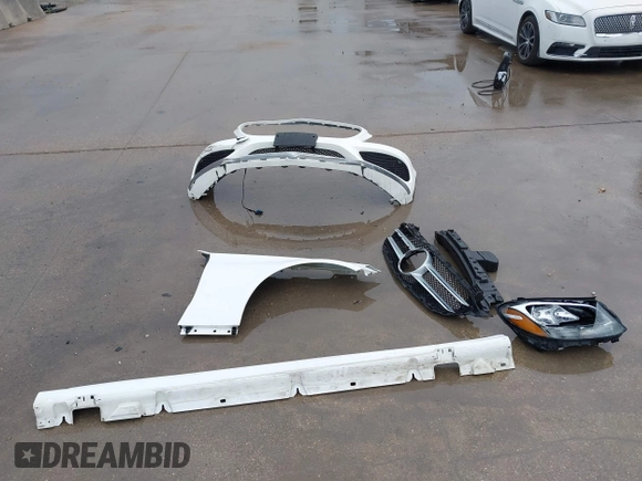 2018 Mercedes-Benz C 300 с VIN WDDWF4JB6JR373532, выставлен на аукционе IAAI как лот 42458931 с пробегом 83 804 миль миль и . История ставок и продаж доступна на DreamBid. Изображение 12.