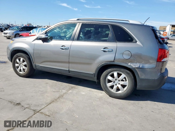 2013 Kia Sorento LX with VIN 5XYKT3A6XDG385538, listed as a Copart auction lot 45999785 with 162,361 mi miles and Salvage Title. Bid and sale history available at carsss.com. Image 2.