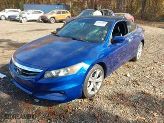 2011 Honda Accord Cpe EX-L with VIN 1HGCS2B82BA005012, listed as a IAAI auction lot 40735789 with 145,989 mi miles. Bid and sale history available at carsss.com. Image 6.