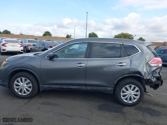 2015 Nissan Rogue SV with VIN 5N1AT2MK7FC770007, listed as a IAAI auction lot 41923287 with 111,034 mi miles. Bid and sale history available at carsss.com. Image 14.