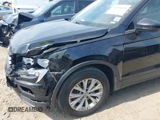 2020 Volkswagen Tiguan S with VIN 3VV1B7AX1LM086019, listed as a IAAI auction lot 42458434 with 114,413 mi miles and . Bid and sale history available at DreamBid. Image 17.
