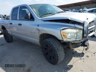 2008 Dodge 1500 SLT z VIN 1D7HU18278S633877, wystawiony jako IAAI lot #42305123 z przebiegiem 140 215 mil mil oraz . Historia ofert i sprzedaży dostępna na DreamBid. Obrazek 1.