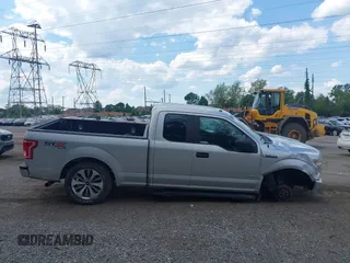 2017 Ford F-150 XL z VIN 1FTEX1EP5HFC32258, wystawiony jako IAAI lot #42224816 z przebiegiem 68 263 mil mil oraz . Historia ofert i sprzedaży dostępna na DreamBid. Obrazek 13.