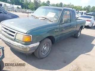 1996 Ford Ranger XL z VIN 1FTCR14U9TTA19168, wystawiony jako IAAI lot #42697495 z przebiegiem 300 792 mil mil oraz . Historia ofert i sprzedaży dostępna na DreamBid. Obrazek 2.