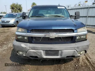 2005 Chevrolet Avalanche LS z VIN 3GNEC12ZX5G293267, wystawiony jako Copart lot #54373905 z przebiegiem 209 474 mil mil oraz Czysty tytuł • Clean title. Historia ofert i sprzedaży dostępna na DreamBid. Obrazek 5.
