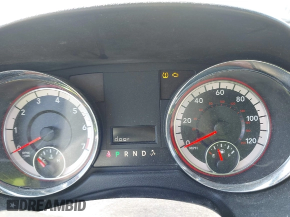 2018 Dodge Grand Caravan SXT with VIN 2C4RDGCG1JR326457, listed as a IAAI auction lot 42047301 with 84,518 mi miles and . Bid and sale history available at DreamBid. Image 7.