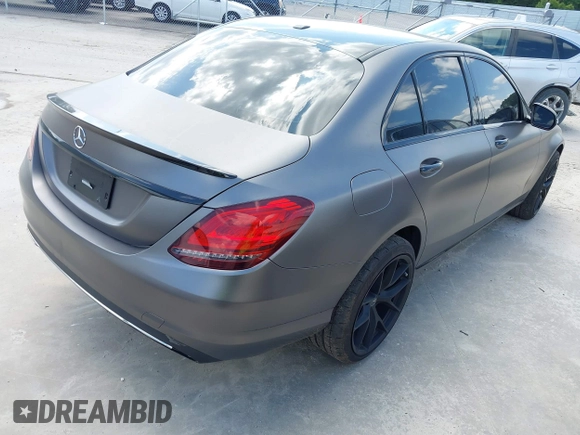 2019 Mercedes-Benz C 300 with VIN 55SWF8EB6KU298297, listed as a IAAI auction lot 42280673 with 49,059 mi miles and . Bid and sale history available at DreamBid. Image 4.