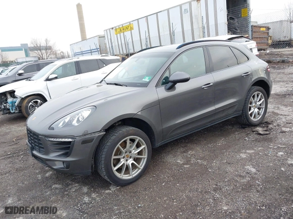 2015 Porsche Macan S with VIN WP1AB2A52FLB59211, listed as a IAAI auction lot 41429222 with 86,215 mi miles. Bid and sale history available at carsss.com. Image 20.