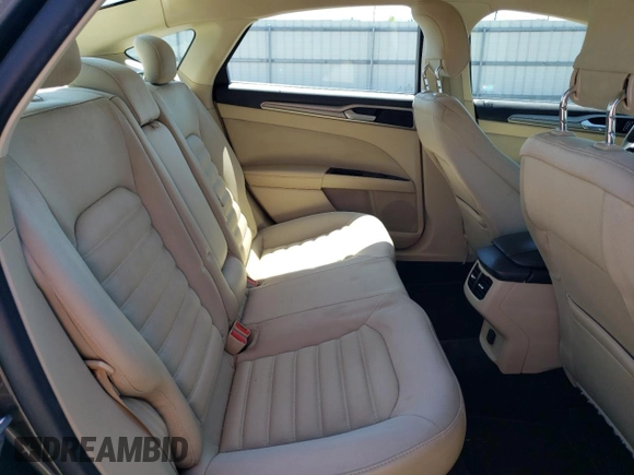 2015 Ford Fusion SE с VIN 3FA6P0H79FR135239, выставлен на аукционе Copart как лот 42052754 с пробегом 178 603 миль миль и Списание • Salvage title. История ставок и продаж доступна на DreamBid. Изображение 10.