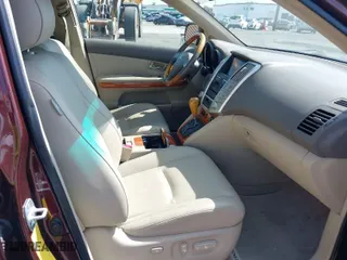 2008 Lexus RX 350 with VIN JTJGK31U389851418, listed as a IAAI auction lot 41966989 with 36,328 mi miles. Bid and sale history available at carsss.com. Image 5.
