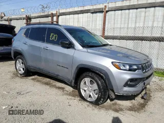 2022 Jeep Compass Latitude with VIN 3C4NJDBB7NT209884, listed as a Copart auction lot 50119865 with Not Provided miles and Salvage Title. Bid and sale history available at DreamBid. Image 4.