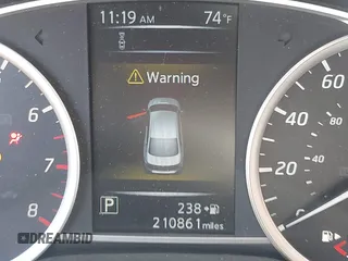 2018 Nissan Sentra S with VIN 3N1AB7AP6JY232812, listed as a IAAI auction lot 42088733 with 210,861 mi miles and . Bid and sale history available at DreamBid. Image 7.