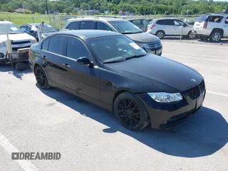 2007 BMW 3 Series 328xi z VIN WBAVC93567K032567, wystawiony jako IAAI lot #42335514 z przebiegiem Nie podano mil oraz . Historia ofert i sprzedaży dostępna na DreamBid. Obrazek 1.