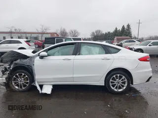 2020 Ford Fusion SE with VIN 3FA6P0H74LR155667, listed as a IAAI auction lot 41482612 with Not provided miles and . Bid and sale history available at DreamBid. Image 14.