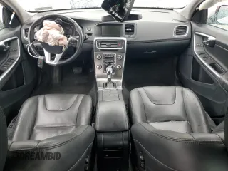 2015 Volvo S60 T5 Premier with VIN YV1612TB8F1302889, listed as a Copart auction lot 52583955 with 91,389 mi miles and Salvage Title. Bid and sale history available at carsss.com. Image 8.