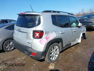 2015 Jeep Renegade Latitude with VIN ZACCJBBT0FPB37763, listed as a IAAI auction lot 41758226 with 93,195 mi miles. Bid and sale history available at carsss.com. Image 4.