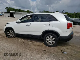 2012 Kia Sorento LX with VIN 5XYKT4A29CG262282, listed as a Copart auction lot 60324863 with 319,140 mi miles and Non Repairable. Bid and sale history available at carsss.com. Image 2.