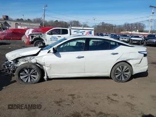 2020 Nissan Altima 2.5 SL with VIN 1N4BL4EWXLC182075, listed as a IAAI auction lot 41512552 with 47,873 mi miles. Bid and sale history available at carsss.com. Image 14.