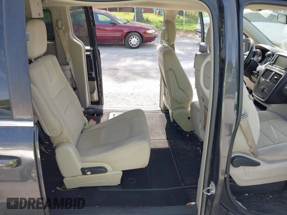 2011 Dodge Grand Caravan Crew with VIN 2D4RN5DG1BR790613, listed as a IAAI auction lot 42106380 with 188,528 mi miles and . Bid and sale history available at DreamBid. Image 8.