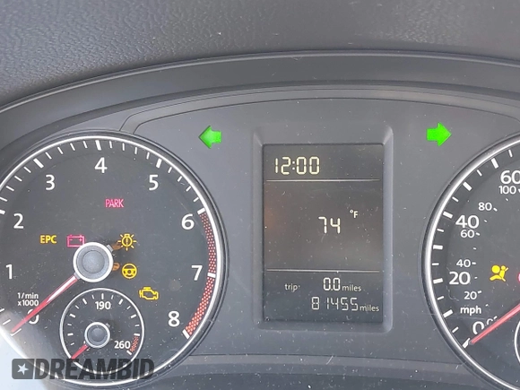 2014 Volkswagen Passat S z VIN 1VWAT7A37EC059126, wystawiony jako IAAI lot #42224824 z przebiegiem 81 455 mil mil oraz . Historia ofert i sprzedaży dostępna na DreamBid. Obrazek 15.
