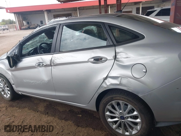 2014 Ford Fiesta SE with VIN 3FADP4BJ9EM196038, listed as a IAAI auction lot 41916159 with 85,582 mi miles. Bid and sale history available at carsss.com. Image 14.