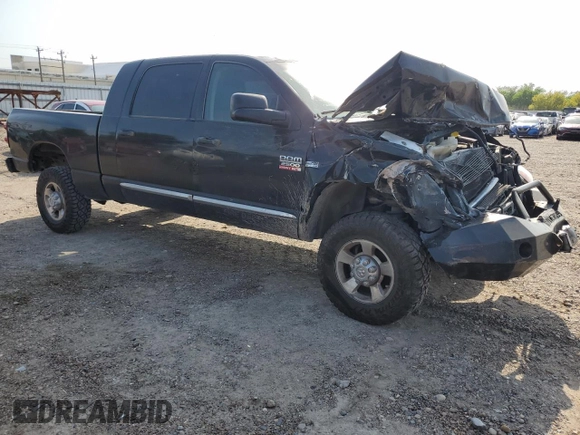 2008 Dodge 2500 SXT z VIN 3D7KS29D88G250992, wystawiony jako Copart lot #51451485 z przebiegiem 261 452 mil mil oraz Szkoda całkowita • Salvage title. Historia ofert i sprzedaży dostępna na DreamBid. Obrazek 4.