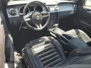 2007 Ford Mustang GT Deluxe with VIN 1ZVHT82H475311629, listed as a Copart auction lot 61920705 with 111,557 mi miles and Clean title. Bid and sale history available at DreamBid. Image 8.