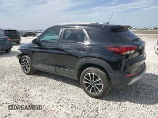 2024 Chevrolet TrailBlazer LT with VIN KL79MRSL1RB117530, listed as a Copart auction lot 48188115 with 6,996 mi miles and Salvage Title. Bid and sale history available at carsss.com. Image 2.