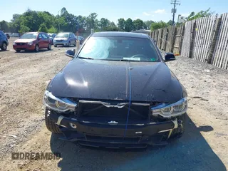 2017 BMW 3 Series 330i z VIN WBA8B9G54HNU09780, wystawiony jako IAAI lot #42287689 z przebiegiem 98 181 mil mil oraz . Historia ofert i sprzedaży dostępna na DreamBid. Obrazek 12.