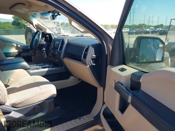 2016 Ford F-150 XL with VIN 1FTEW1CF4GKD73499, listed as a IAAI auction lot 42072755 with 186,550 mi miles and . Bid and sale history available at DreamBid. Image 5.