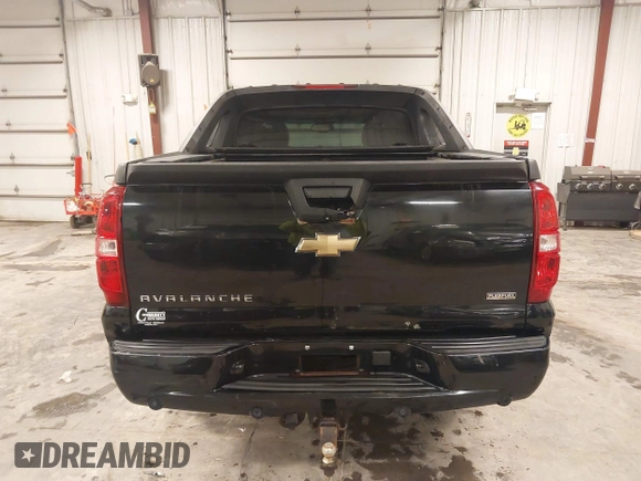 2008 Chevrolet Avalanche LS with VIN 3GNFK12378G169464, listed as a IAAI auction lot 41371639 with 246,490 mi miles and . Bid and sale history available at DreamBid. Image 17.