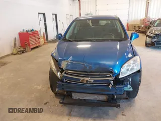 2015 Chevrolet Trax LS with VIN KL7CJPSB5FB186081, listed as a IAAI auction lot 41888072 with 140,087 mi miles. Bid and sale history available at carsss.com. Image 6.