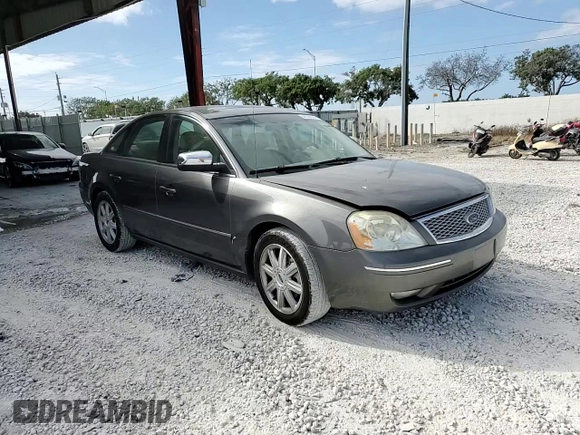 2005 Ford Five Hundred Limited with VIN 1FAFP25185G124816, listed as a Copart auction lot 84528924 with 271,914 mi miles and Salvage Title. Bid and sale history available at carsss.com. Image 10.