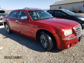 2007 Chrysler 300 C with VIN 2C3KA63H57H698142, listed as a Copart auction lot 48398145 with 155,827 mi miles and Salvage Title. Bid and sale history available at carsss.com. Image 4.
