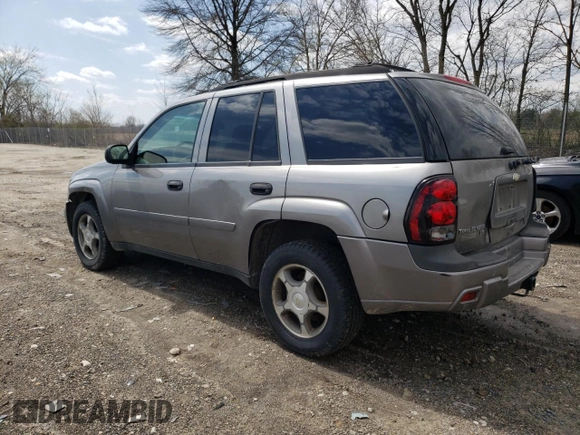 2006 Chevrolet TrailBlazer LS with VIN 1GNDT13S062345383, listed as a Copart auction lot 52072995 with 186,567 mi miles and Salvage Title. Bid and sale history available at DreamBid. Image 2.