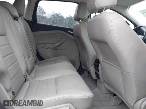 2014 Ford Escape SE with VIN 1FMCU0GX6EUD43105, listed as a IAAI auction lot 41728686 with 95,729 mi miles. Bid and sale history available at carsss.com. Image 8.
