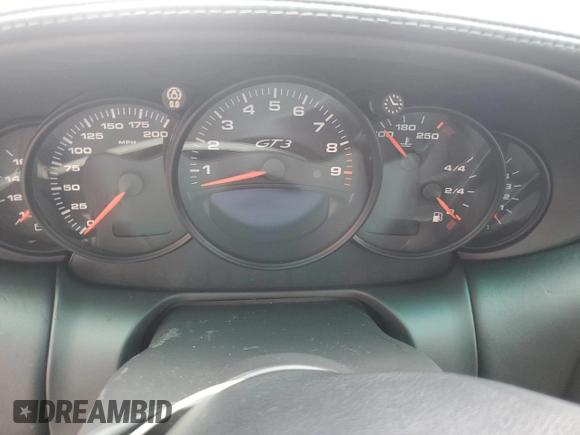 2004 Porsche 911 z VIN WP0AC29984S692205, wystawiony jako Copart lot #73920204 z przebiegiem Nie podano mil oraz Nie do naprawy • Non repairable. Historia ofert i sprzedaży dostępna na DreamBid. Obrazek 9.