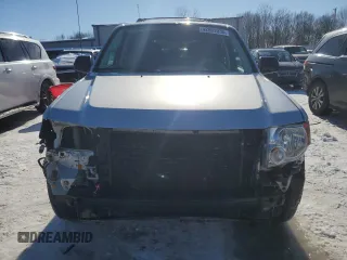 2010 Ford Escape XLS with VIN 1FMCU9C7XAKD34729, listed as a Copart auction lot 42009035 with 191,191 mi miles and Clean title. Bid and sale history available at DreamBid. Image 5.