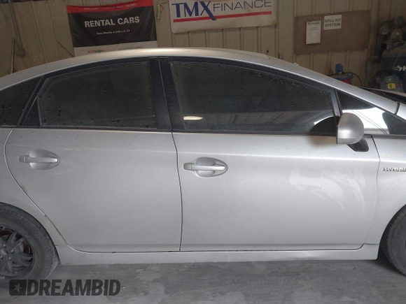 2015 Toyota Prius Four z VIN JTDKN3DU2F1938125, wystawiony jako IAAI lot #41612003 z przebiegiem 282 090 mil mil oraz . Historia ofert i sprzedaży dostępna na DreamBid. Obrazek 14.