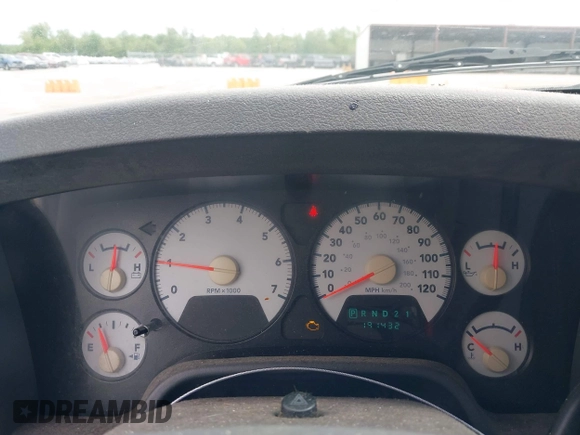 2007 Dodge 1500 ST with VIN 1D7HU18P37J563892, listed as a IAAI auction lot 42143319 with 191,432 mi miles and . Bid and sale history available at DreamBid. Image 7.