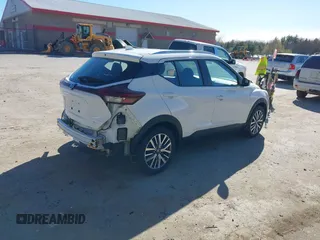 2021 Nissan Kicks SV z VIN 3N1CP5CV9ML485943, wystawiony jako IAAI lot #42121266 z przebiegiem 34 810 mil mil oraz . Historia ofert i sprzedaży dostępna na DreamBid. Obrazek 4.